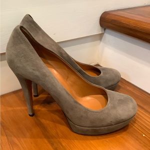 GUCCI suede pumps. Size 37 1/2
